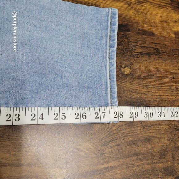 GAP Girlfriend Jeans Size 31 High Rise Medium Light Wash Stretch Denim - Picture 9 of 12